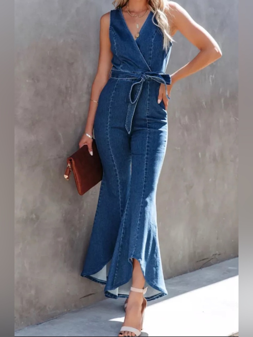 Denim V-Neck / Back Wide Leg Jumpsuit in Deep Blue Size XL